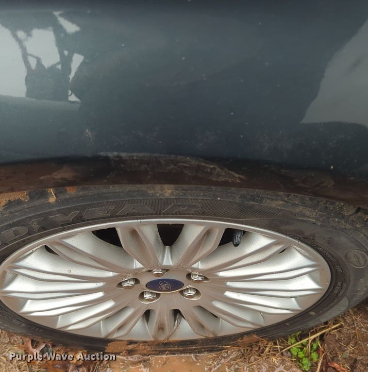 image for item OL9239 2015 Ford Fusion Hybrid  