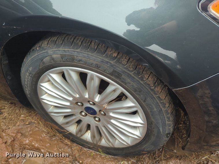 image for item OL9239 2015 Ford Fusion Hybrid  