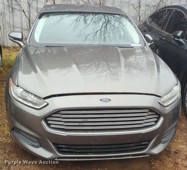 image for item OL9240 2014 Ford Fusion Hybrid 