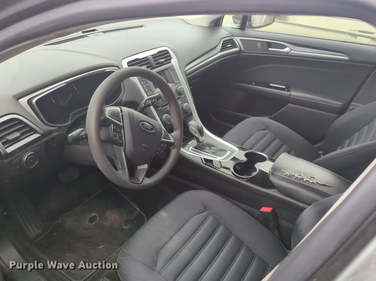 image for item OL9240 2014 Ford Fusion Hybrid 