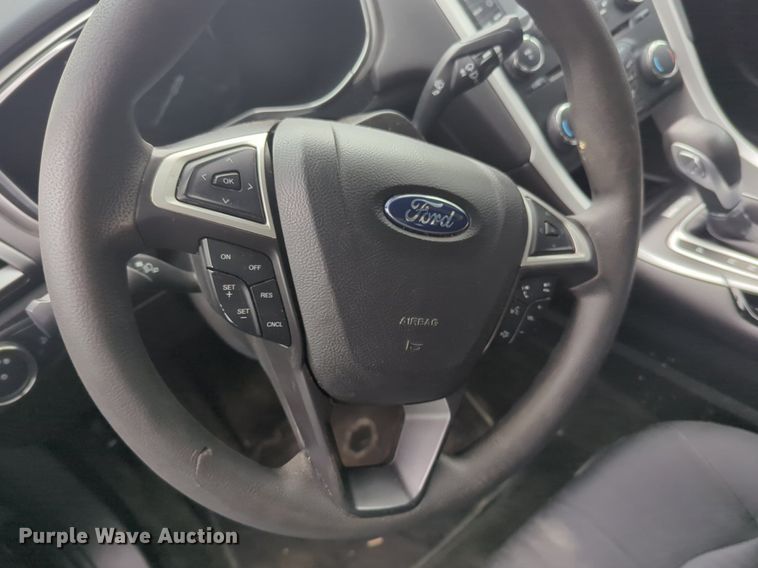 image for item OL9240 2014 Ford Fusion Hybrid 