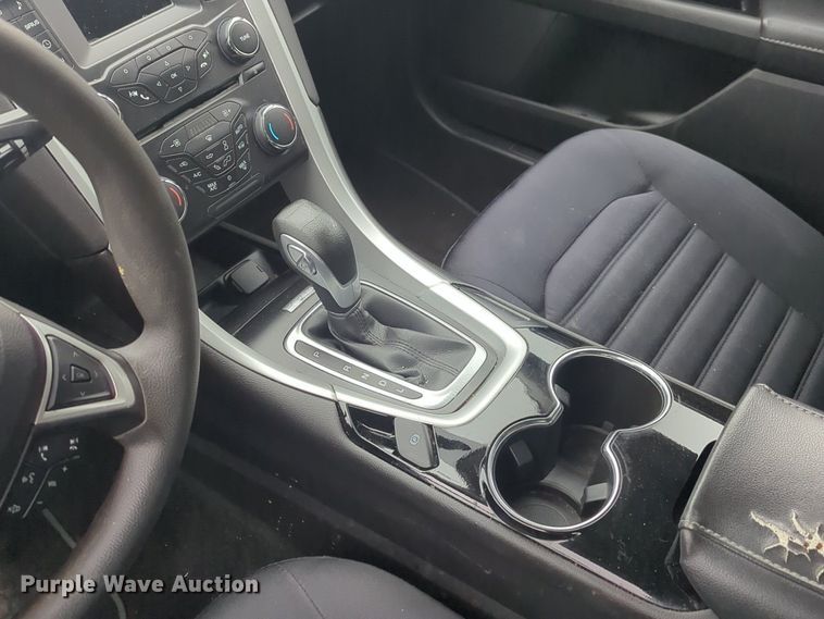 image for item OL9240 2014 Ford Fusion Hybrid 