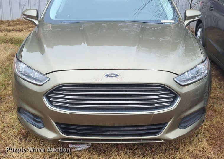 image for item OL9241 2013 Ford  Fusion Hybrid 