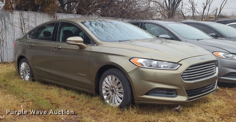 image for item OL9241 2013 Ford  Fusion Hybrid 