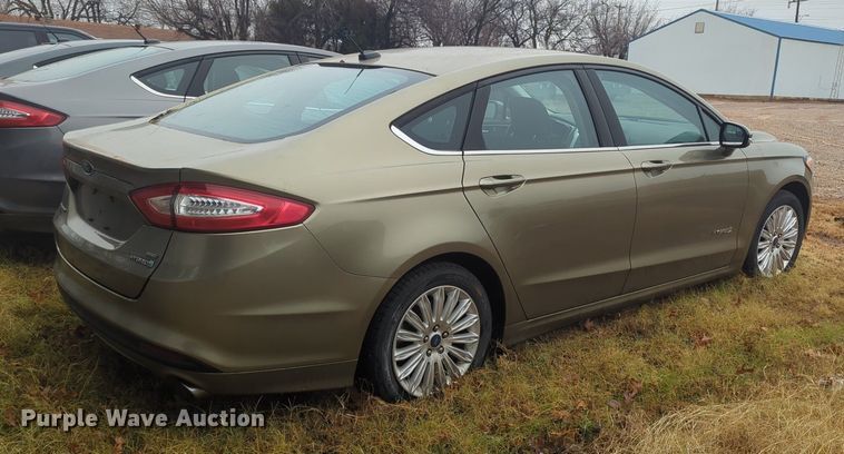 image for item OL9241 2013 Ford  Fusion Hybrid 