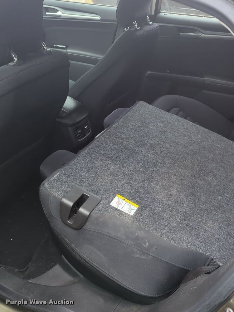 image for item OL9241 2013 Ford  Fusion Hybrid 