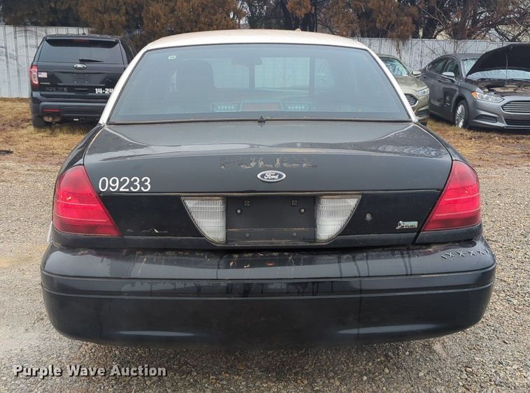 image for item OL9242 2009 Ford  Crown Victoria Police Interceptor 