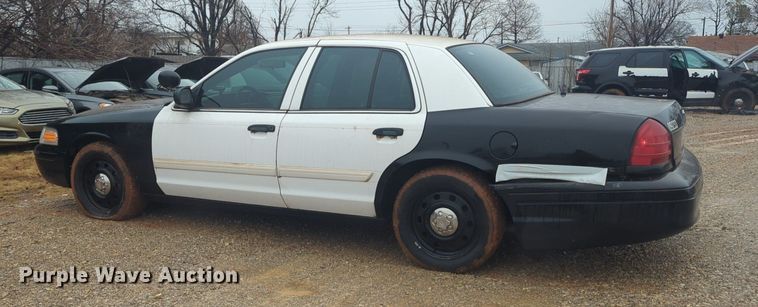 image for item OL9242 2009 Ford  Crown Victoria Police Interceptor 