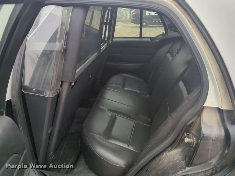image for item OL9242 2009 Ford  Crown Victoria Police Interceptor 