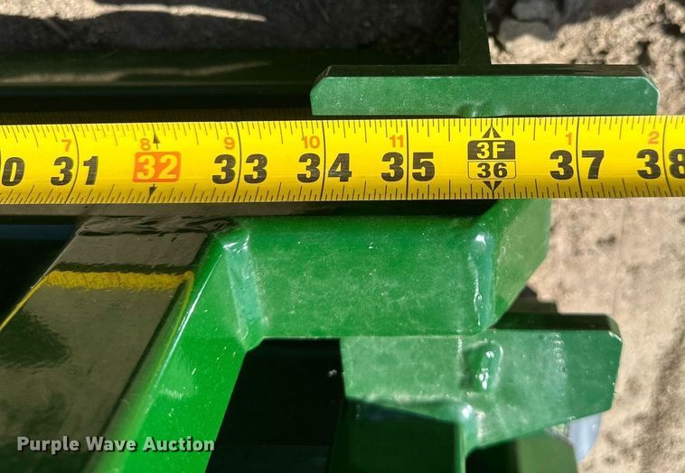 image for item DH1926 Arrowquip Q-catch 54 series livestock squeeze chute