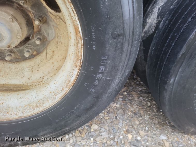 image for item DO4805 1999 Timpte  Super Hopper  grain trailer