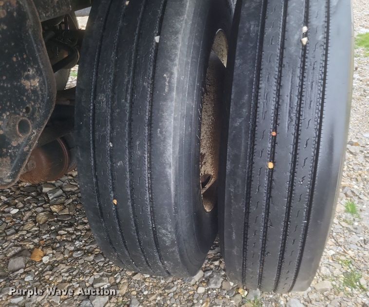 image for item DO4805 1999 Timpte  Super Hopper  grain trailer