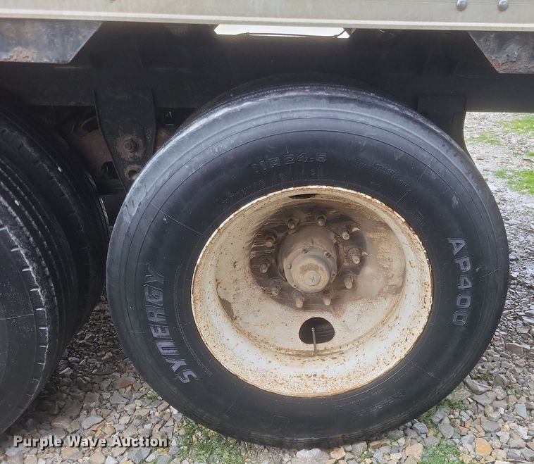 image for item DO4805 1999 Timpte  Super Hopper  grain trailer