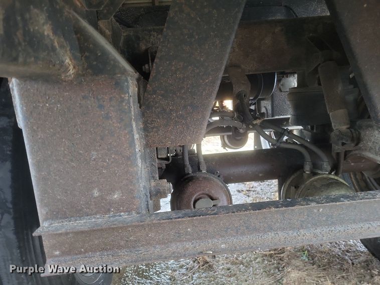 image for item DO4806 1995 Timpte Super Hopper grain trailer