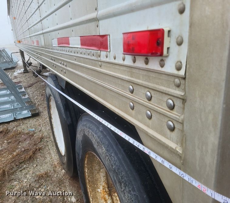 image for item DO4806 1995 Timpte Super Hopper grain trailer