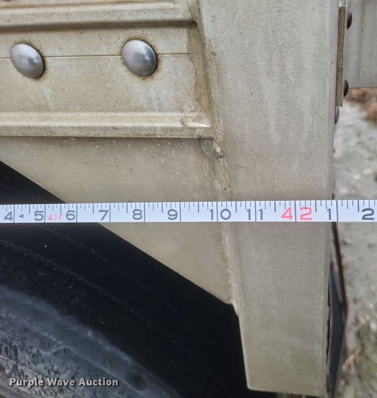 image for item DO4806 1995 Timpte Super Hopper grain trailer