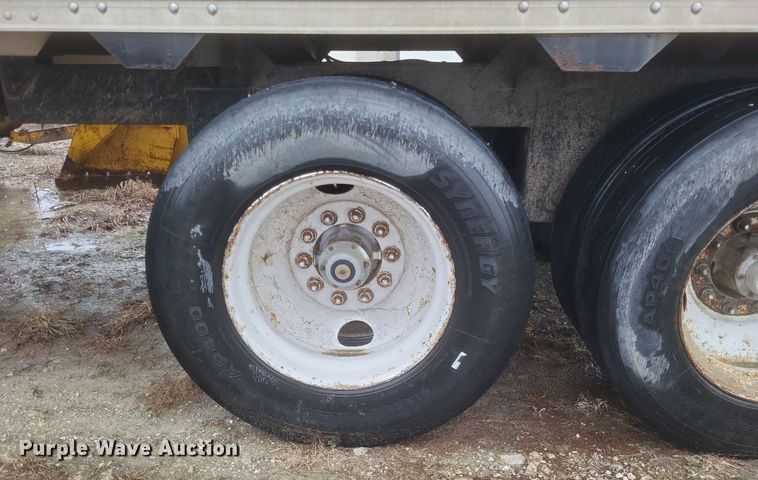 image for item DO4806 1995 Timpte Super Hopper grain trailer