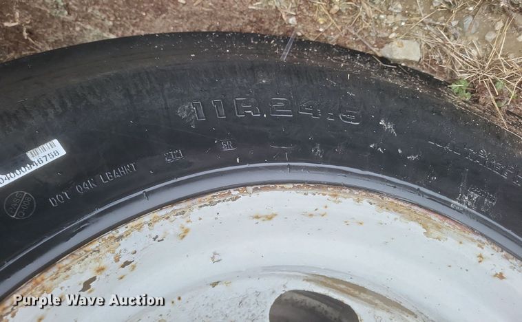 image for item DO4806 1995 Timpte Super Hopper grain trailer