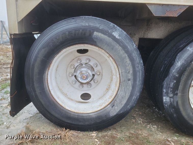 image for item DO4806 1995 Timpte Super Hopper grain trailer