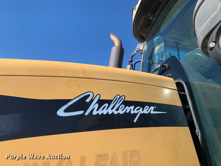 image for item DP8825 2010 Challenger MT675C MFWD tractor