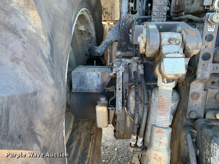 image for item DP8825 2010 Challenger MT675C MFWD tractor