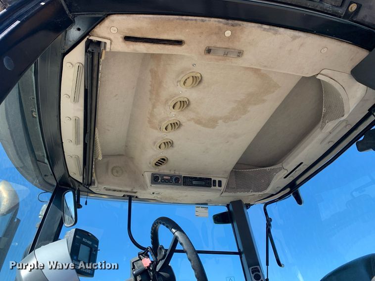 image for item DP8825 2010 Challenger MT675C MFWD tractor