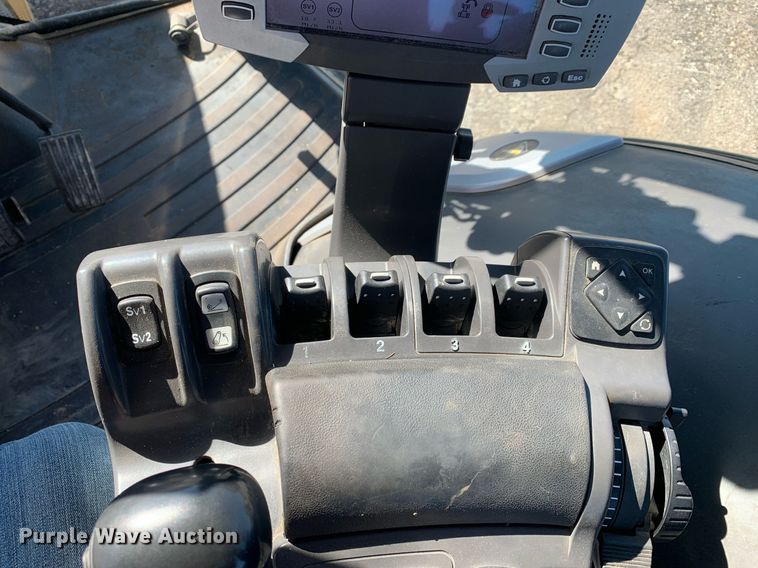 image for item DP8825 2010 Challenger MT675C MFWD tractor