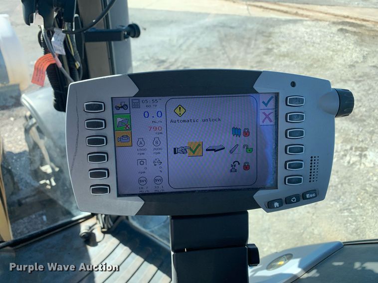 image for item DP8825 2010 Challenger MT675C MFWD tractor