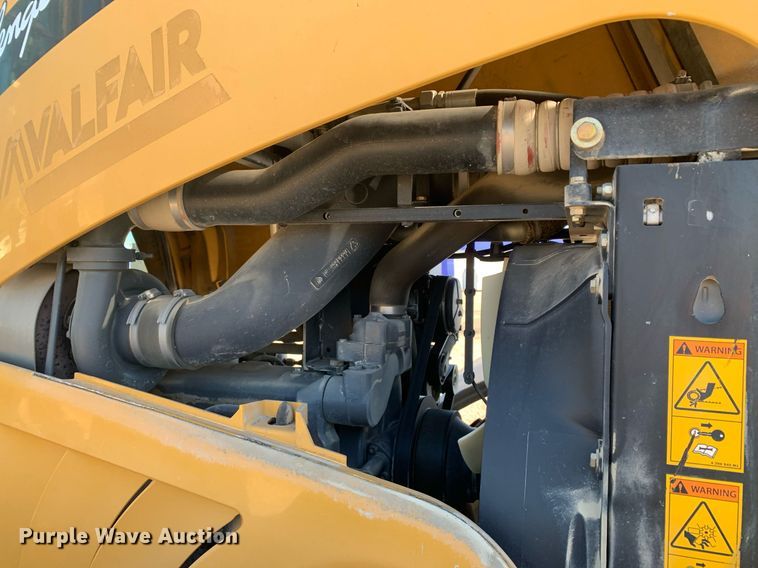 image for item DP8825 2010 Challenger MT675C MFWD tractor