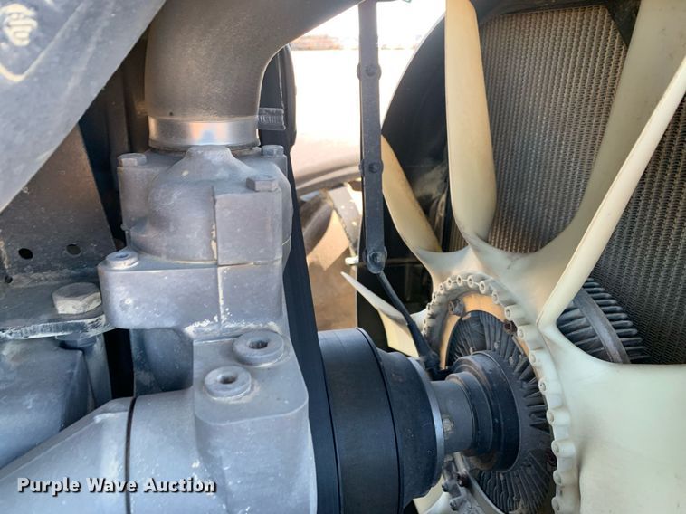 image for item DP8825 2010 Challenger MT675C MFWD tractor