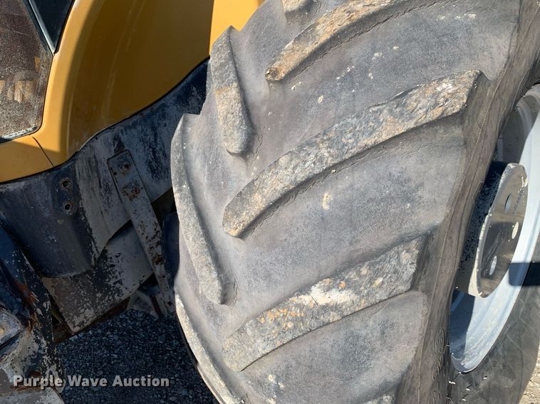 image for item DP8825 2010 Challenger MT675C MFWD tractor