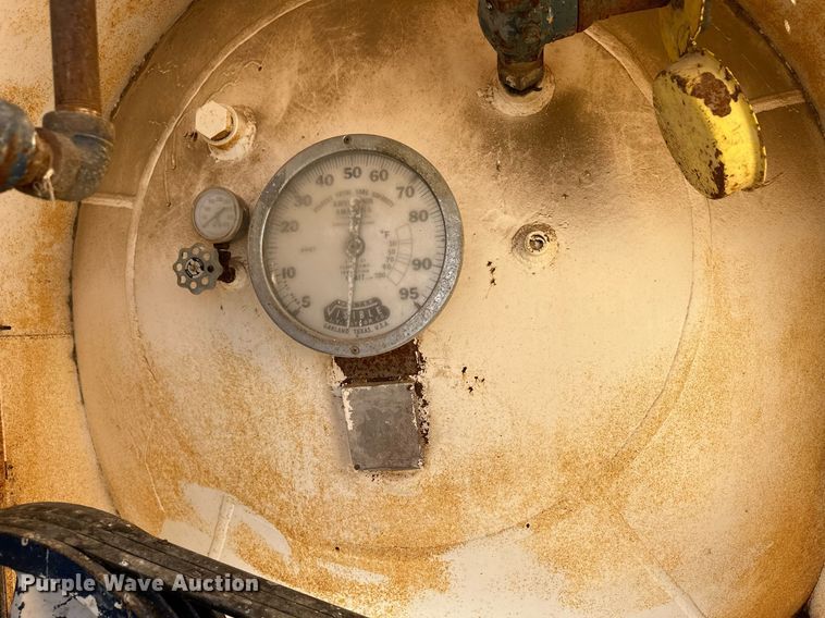 image for item EK9918 NH3 tank