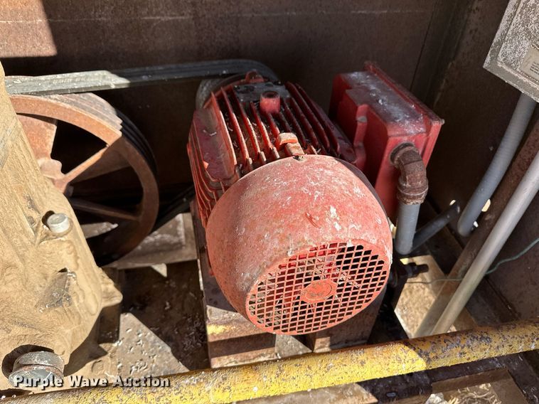 image for item EK9919 NH3 tank