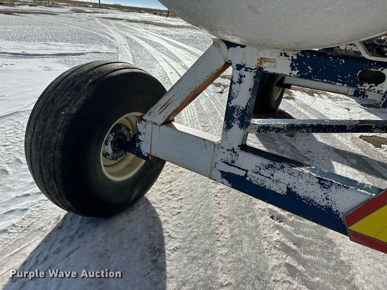 image for item EK9920 NH3 tank trailer