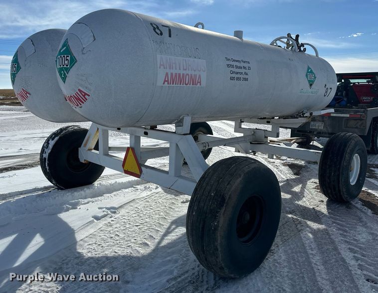 image for item EK9921 NH3 tank trailer