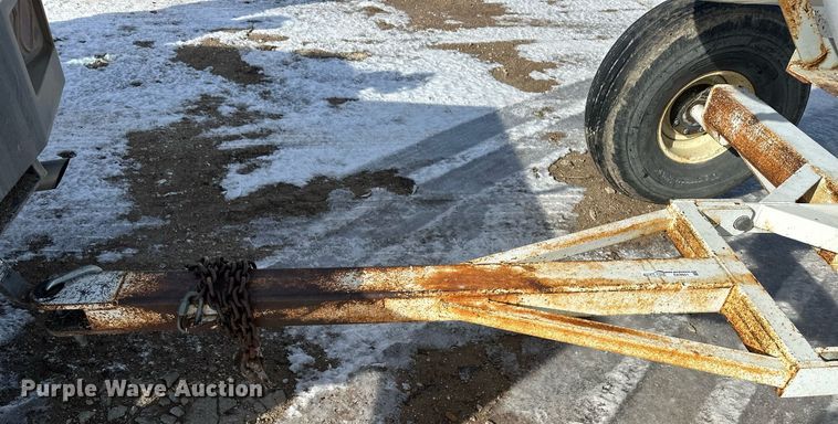 image for item EK9921 NH3 tank trailer