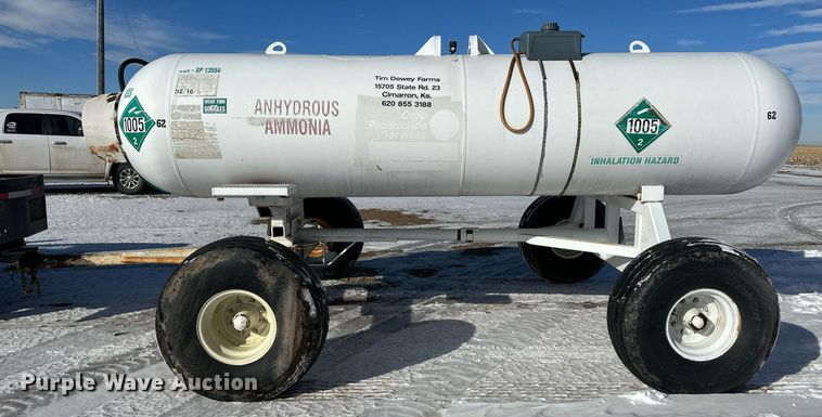 image for item EK9922 NH3 tank trailer