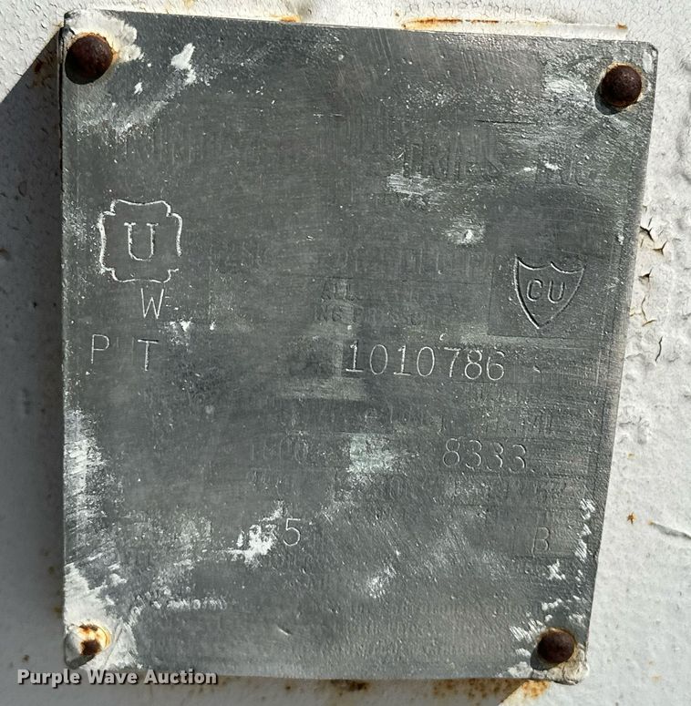 image for item EK9923 Behnke NH3 tank trailer