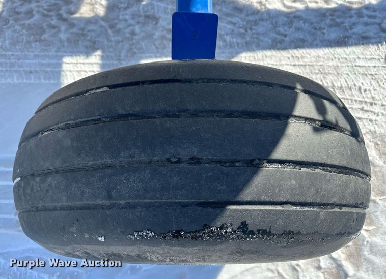 image for item EK9923 Behnke NH3 tank trailer