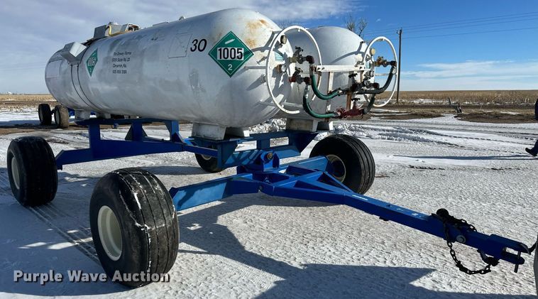 image for item EK9924 Behnke NH3 tank trailer