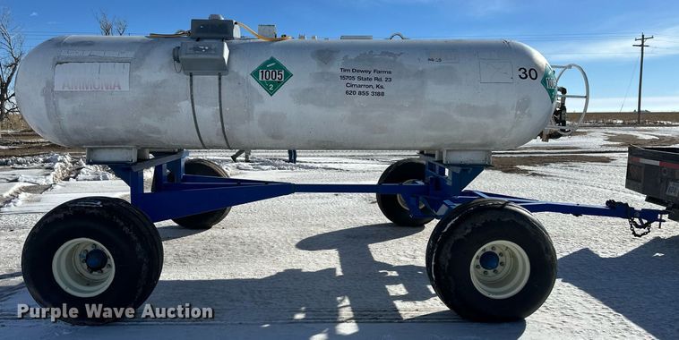 image for item EK9924 Behnke NH3 tank trailer
