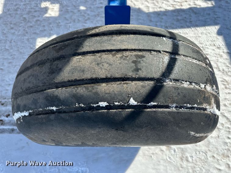 image for item EK9924 Behnke NH3 tank trailer