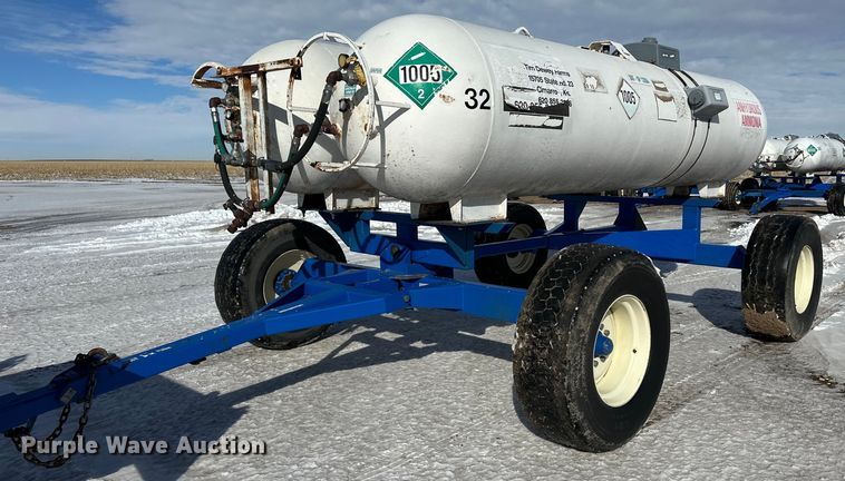 image for item EK9925 Behnke NH3 tank trailer
