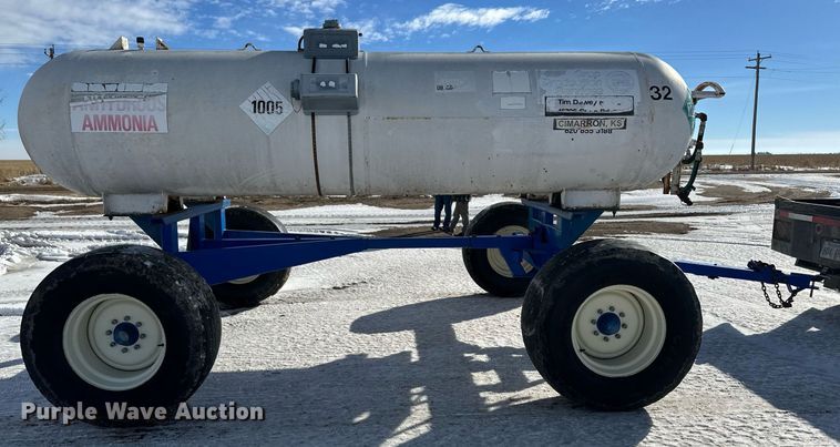 image for item EK9925 Behnke NH3 tank trailer