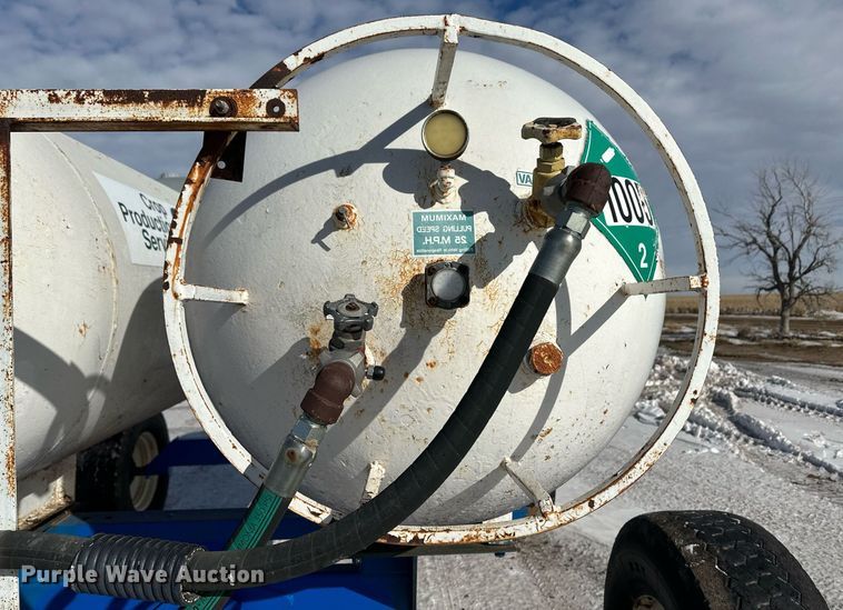 image for item EK9925 Behnke NH3 tank trailer