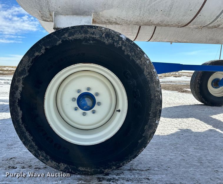 image for item EK9925 Behnke NH3 tank trailer