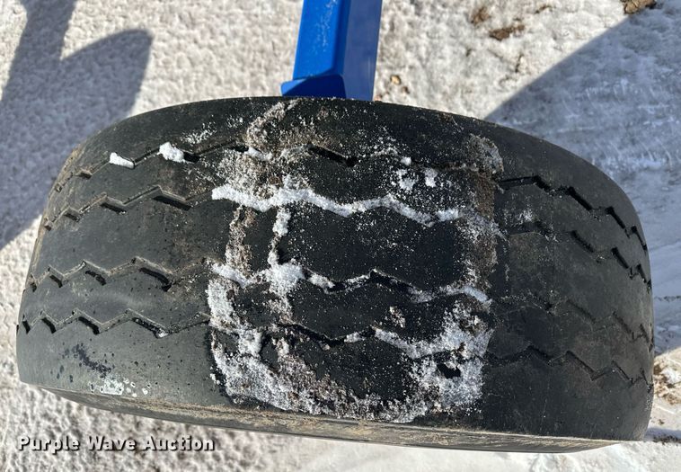 image for item EK9925 Behnke NH3 tank trailer