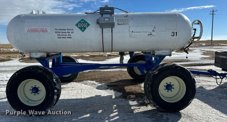 image for item EK9926 Behnke NH3 tank trailer