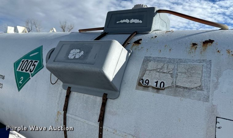 image for item EK9926 Behnke NH3 tank trailer