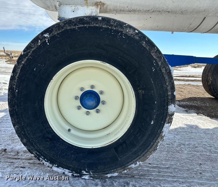 image for item EK9926 Behnke NH3 tank trailer